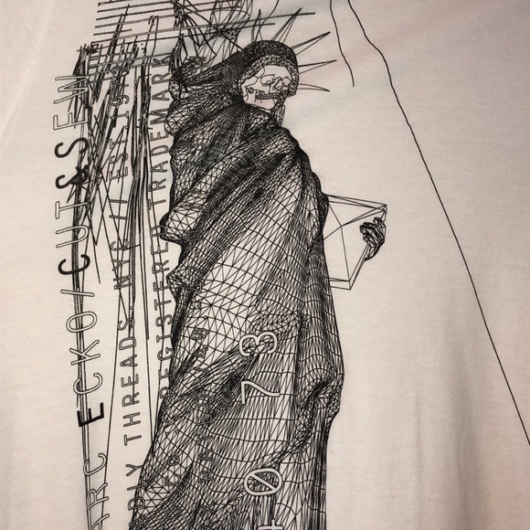 Marc Ecko Graphic Tee - Picture 6 of 6